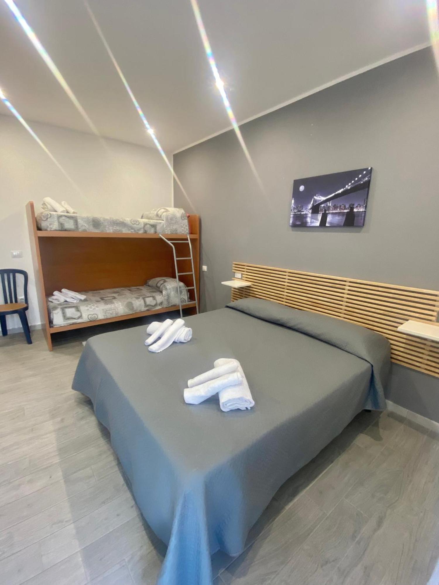 Glicine Hotel Parghelia Buitenkant foto